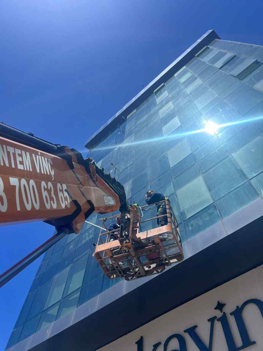 İstanbul dış cephe cam temizlik şirketi: Gün Temizlik