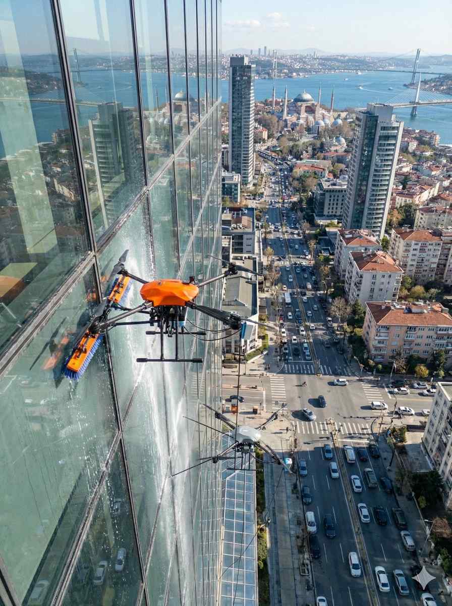 Drone ile Üsküdar dış cephe temizliği hizmetleri: Gün Temizlik Şirketi